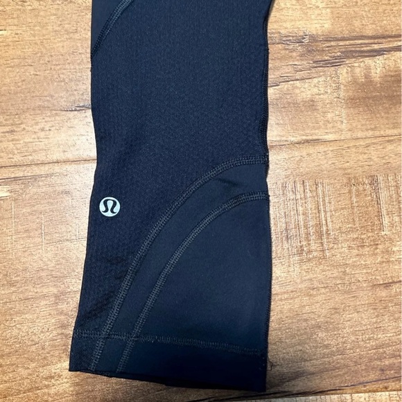 - Lululemon Run Inspire Crop (21") Black - Picture 3 of 6